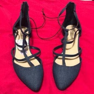 Seychelles women’s flat shoes.Denim blue.Size 8.5M